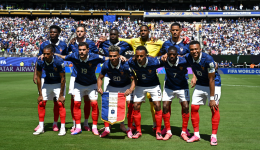 Les joueurs de l'équipe de France titulaires pour le premier match de la Coupe du monde 2026 contre le Sénégal.