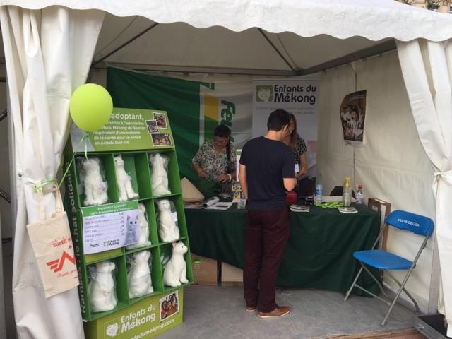 Stand Feu Vert à Run in Lyon. © Radio SCOOP
