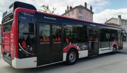 Un bus du réseau Rubis Grand Bourg Mobilités