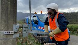 Un agent Enedis en intervention