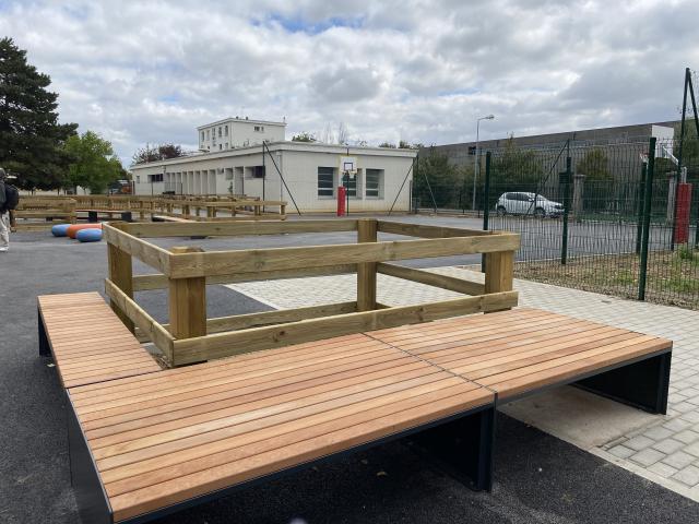 Dans cet espace un arbre sera planté autour duquel les enfants pourront s'assoir © Radio Scoop Céline Boucharlat