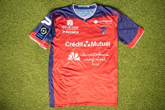 Le maillot inédit du Clermont-Foot pour jouer le PSG © Ville de Clermont-Ferrand