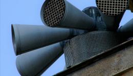 Une sirène d'alerte.