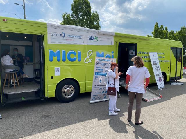 Le bus MICI © Radio Scoop / Valentin Chenard