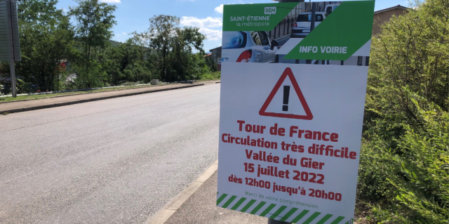 Le Tour de France traverse la vallée du Gier © Gaëtan Barralon