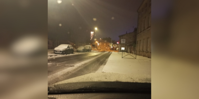 De la neige dans les rues de Roche-la-Molière © DR - Facebook Richard Lardon