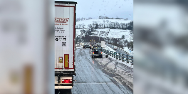 Un accident sur la rocade ouest, à hauteur de Roche-la-Molière © DR - Facebook Emmanuel Chevalier