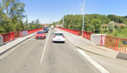 Le pont sur lequel passe la RD 1075 Ã Pont d'Ain