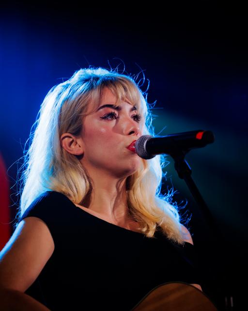 Roxane au Scoop Live