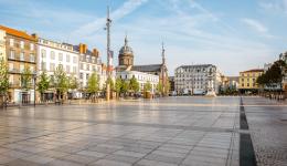 La place de Jaude àClermont-Ferrand