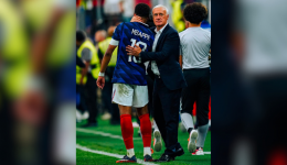 Didier Deschamps, Kylian Mbappé et l'équipe de France ont été éliminés par l'Espagne, ce mardi 14 juillet, en demi-finale de la Coupe du monde