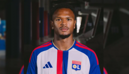 Loïs Openda rejoint l'OL