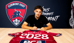 Jean Grillot signe au Clermont Foot