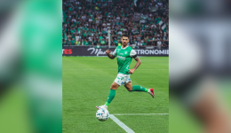 João Ferreira avec le maillot de l'ASSE.