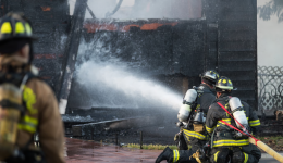 Les sapeurs-pompiers sont intervenus pour un incendie dans une habitation ce vendredi 4 septembre au Poizat-Lalleyriat