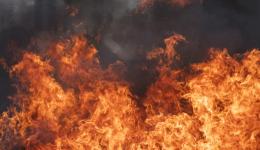 Un incendie s'est déclaré dans la nuit de lundi à mardi à Valsonne, dans le Rhône.Â