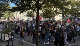 Le cortège de manifestants dans les rues de Saint-Ãtienne, ce mardi 6 octobre