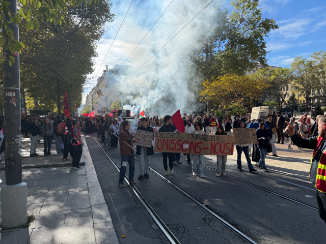 Le cortège est arrivé à Jean Jaurès ce mardi 13 octobre à Saint-Étienne © Audrey Perrichon - Radio SCOOP