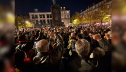 Environ 500 personnes étaient réunies ce lundi 26 octobre à Clermont-Ferrand après l'attentat de Trappes