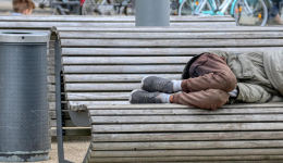 Le nombre de personnes vivant dans la rue continue d'augmenter à Lyon et dans le Rhône.