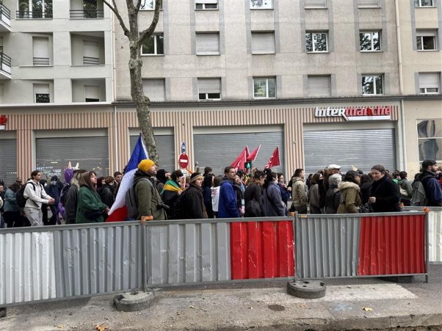 Le magasin Intermarché a fermé ses portes ce samedi 31 octobre à Lyon © Tom Bonnard - Radio SCOOP
