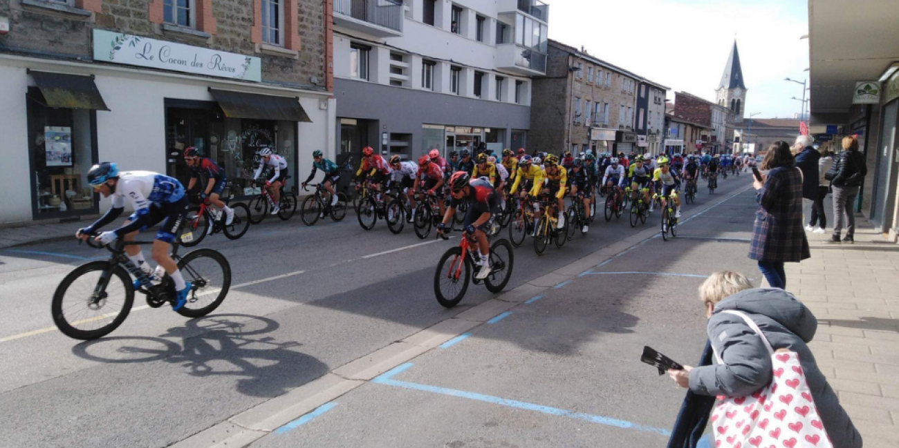 Course Loge Paris-Nice 2023 : tout savoir sur le passage de la course à la Loge des ...