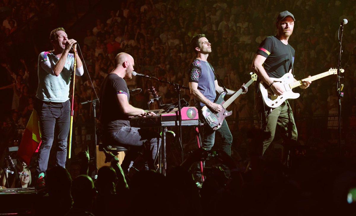 C stage. Coldplay. Coldplay Group 2007. Колдплей фото группы. Coldplay инструменты.