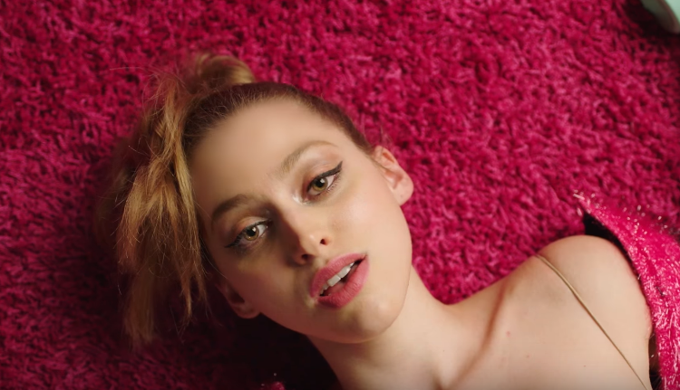 Бетта Лемма певица. Бета лемме Бамбола. Bambola певица. Betta lemme певица.