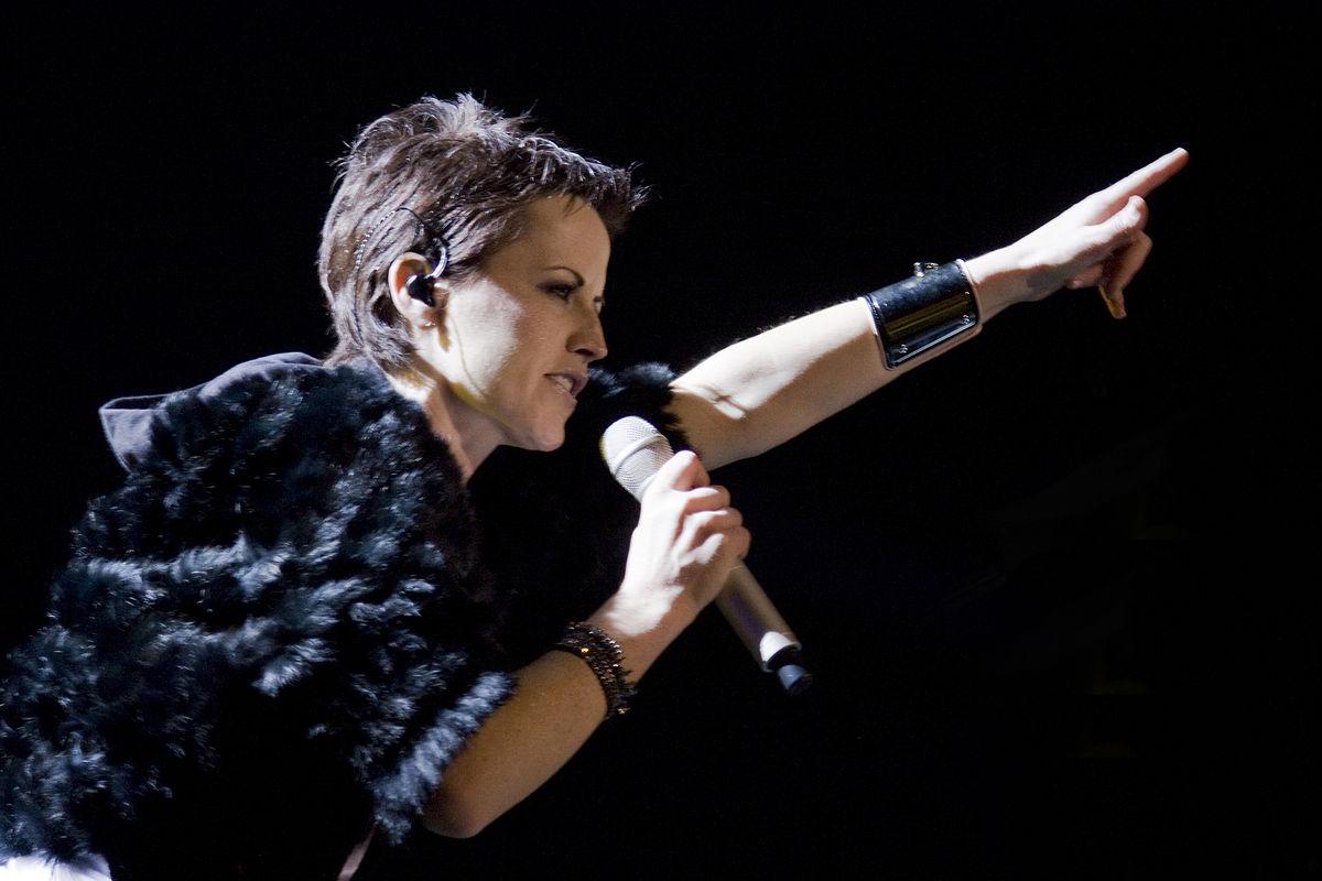 Mort de Dolores O’Riordan, la chanteuse des Cranberries, à 46 ans