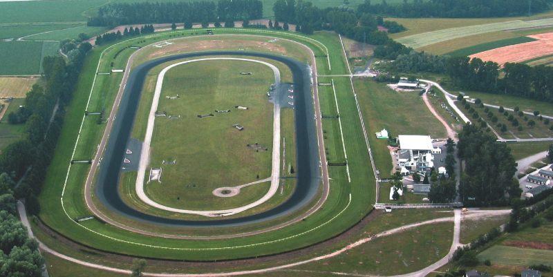 Hippodrome de Vichy un cheval euthanasié après un accident