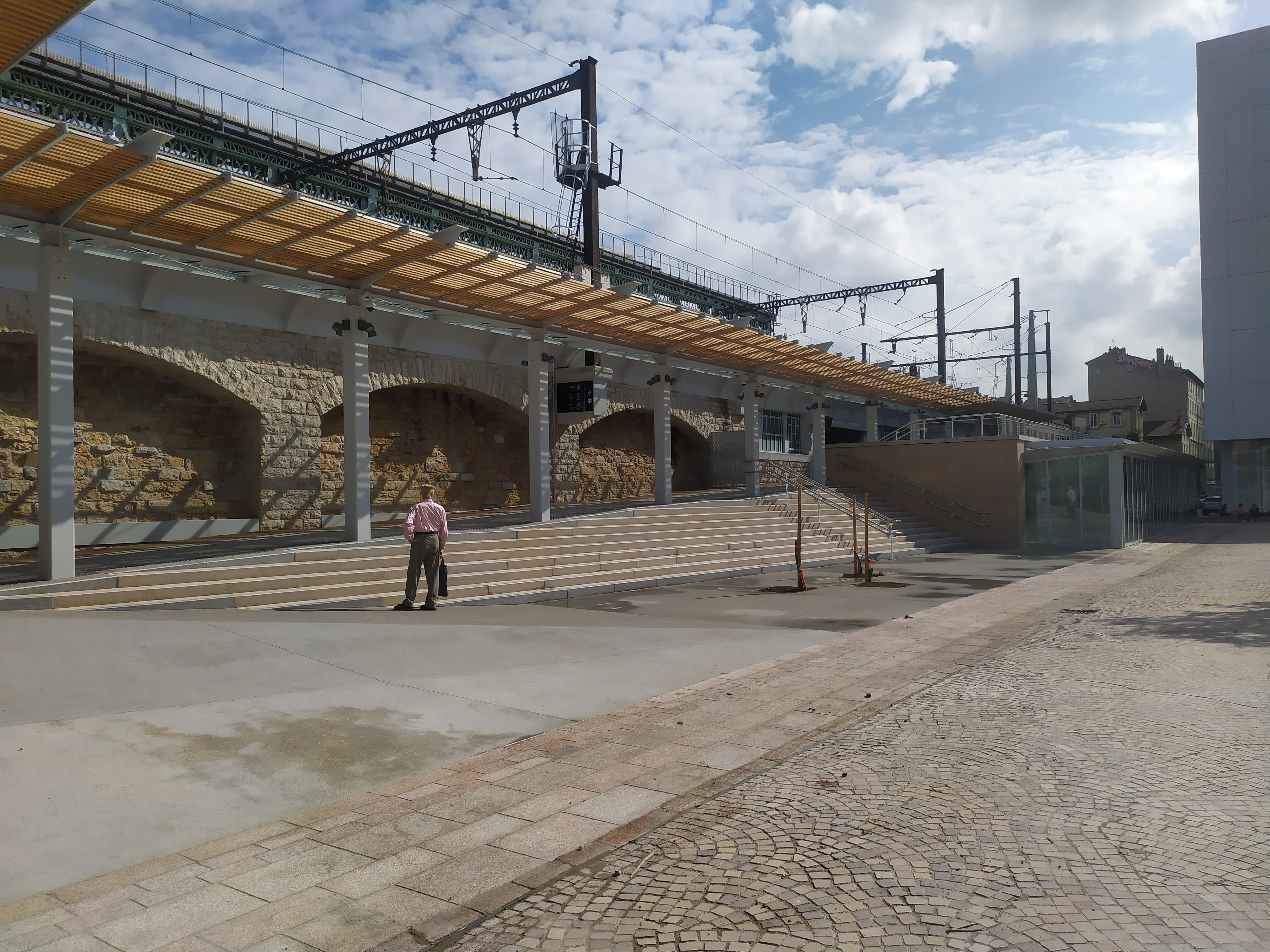 [vidéo] Lyon : la gare de Perrache s'ouvre vers le sud, sans les ...