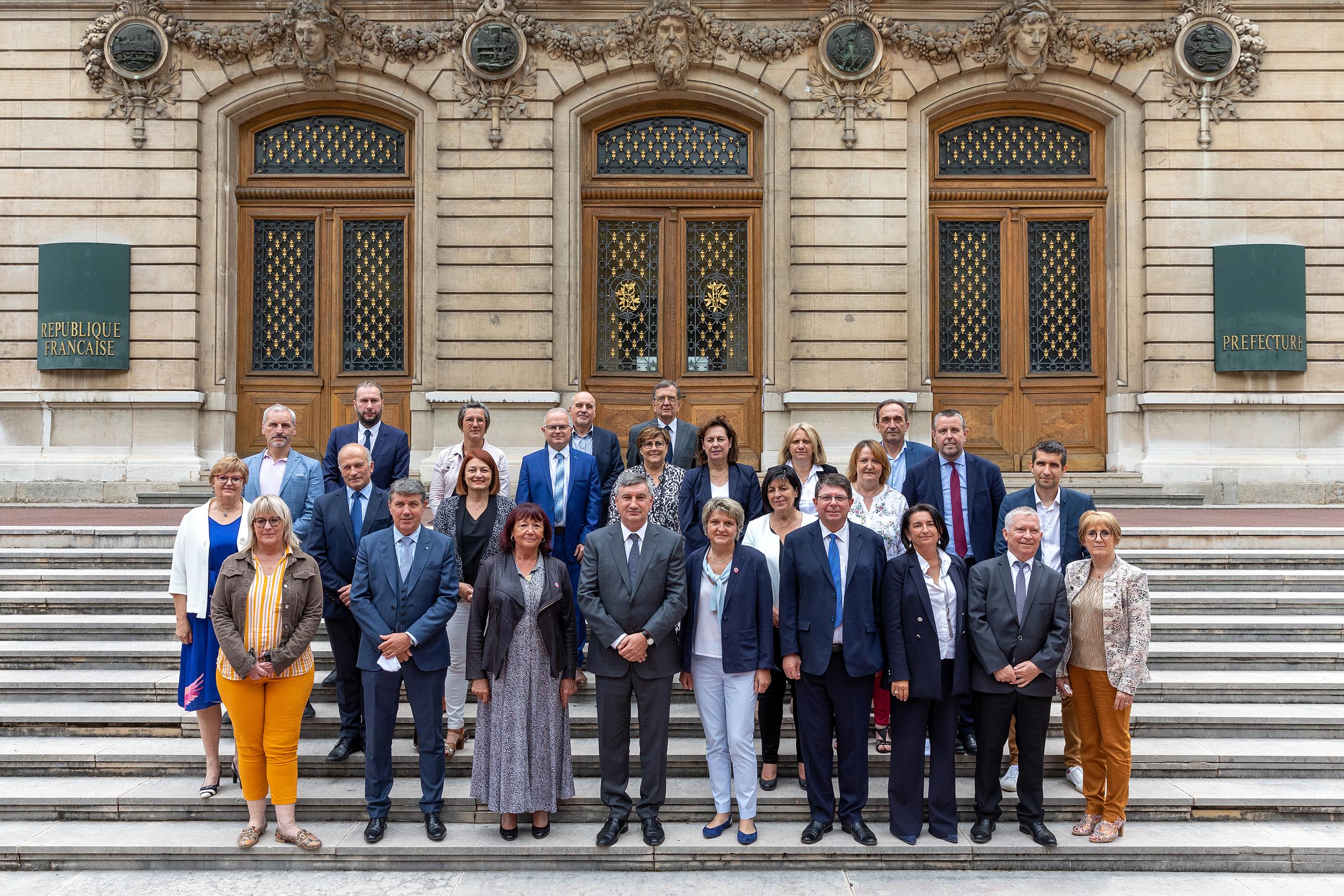 Christophe Guilloteau réélu président du conseil départemental du Rhône