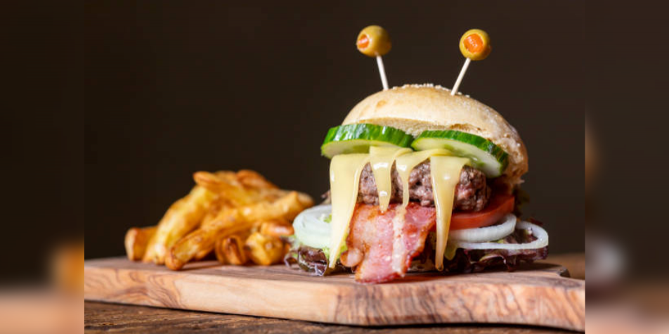 Suède : ce burger végan imite le gout de la viande humaine - Radio Scoop