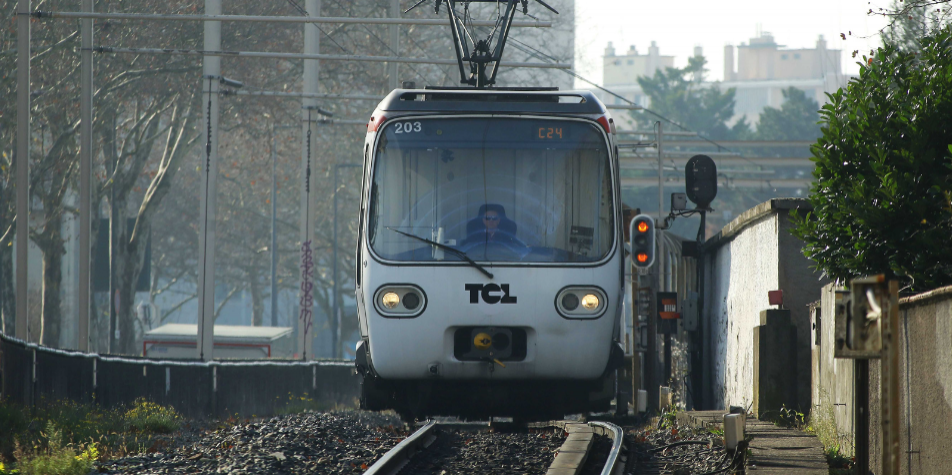 TCL à Lyon : le métro C à l'arrêt pendant plusieurs heures - Radio SCOOP