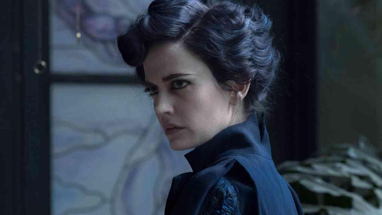 Eva Green Hospitalized After Sustaining Leg Injury on Wednesday Set